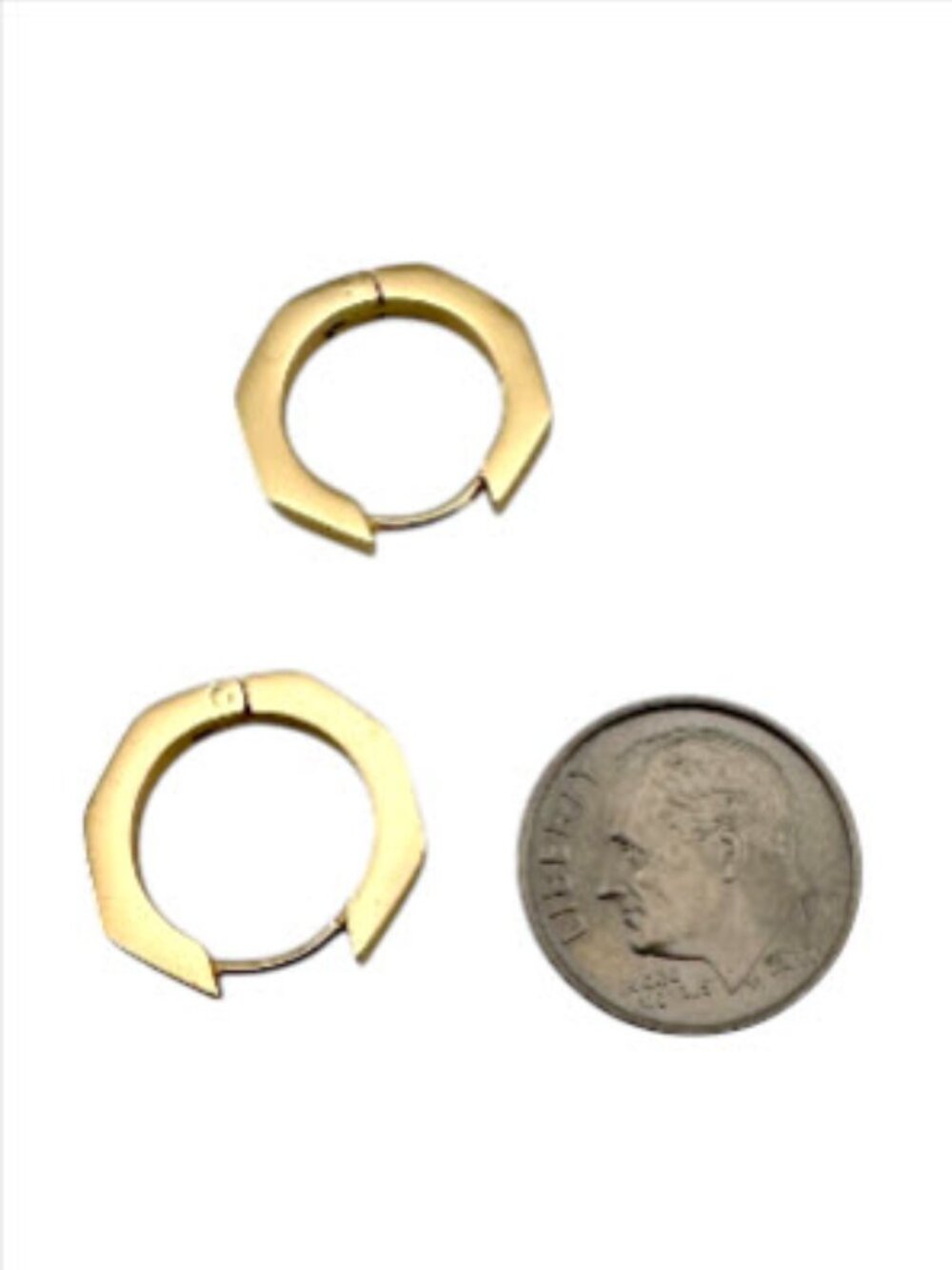 Chunky Huggie Hoop Earrings 18K Gold Plated Stainless Steel 18mm x 3mm - Picture 8 of 9